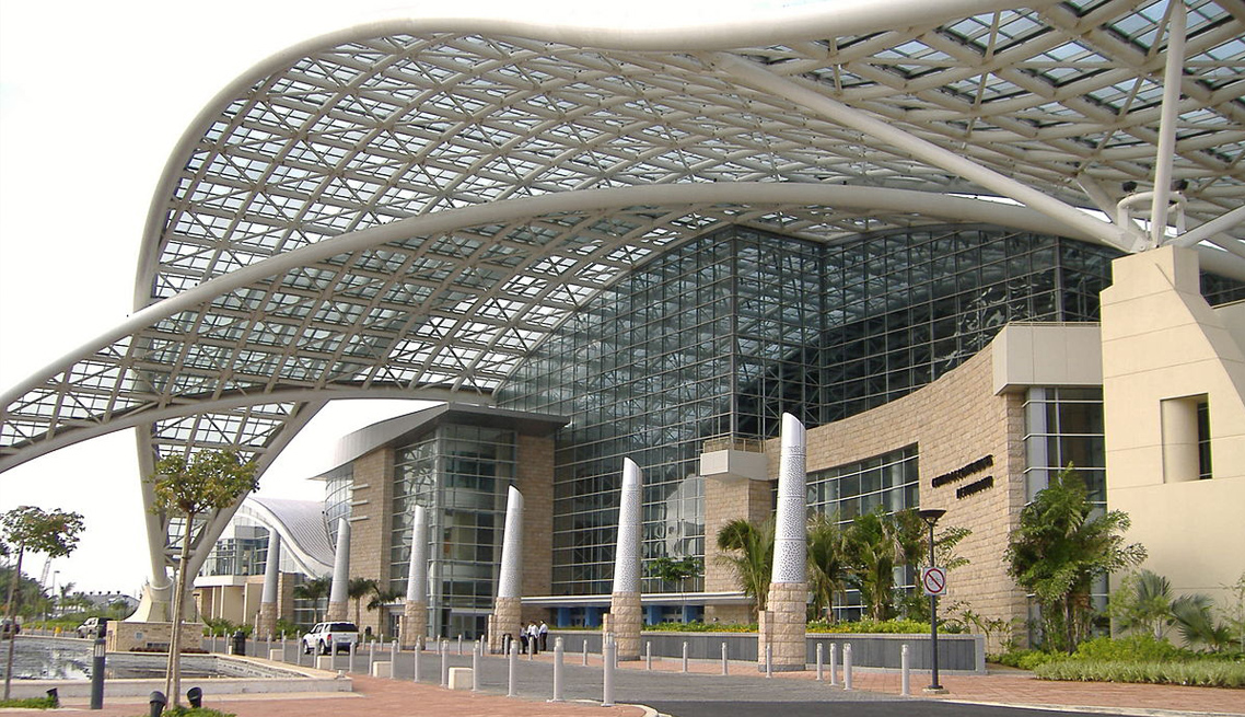 Puerto Rico Convention Center skylight inspired by ocean waves